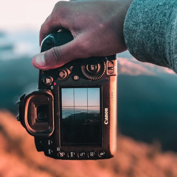 Airports & Transport: Real-time incident monitoring